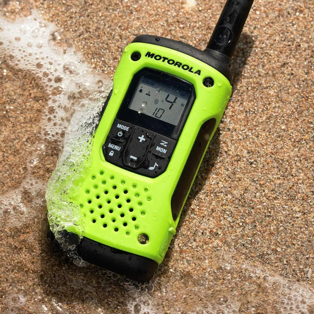 Imagem 2 de 5 do produto Radio Comunicador 35Km, Talkabout T600br, Motorola - Par / 2