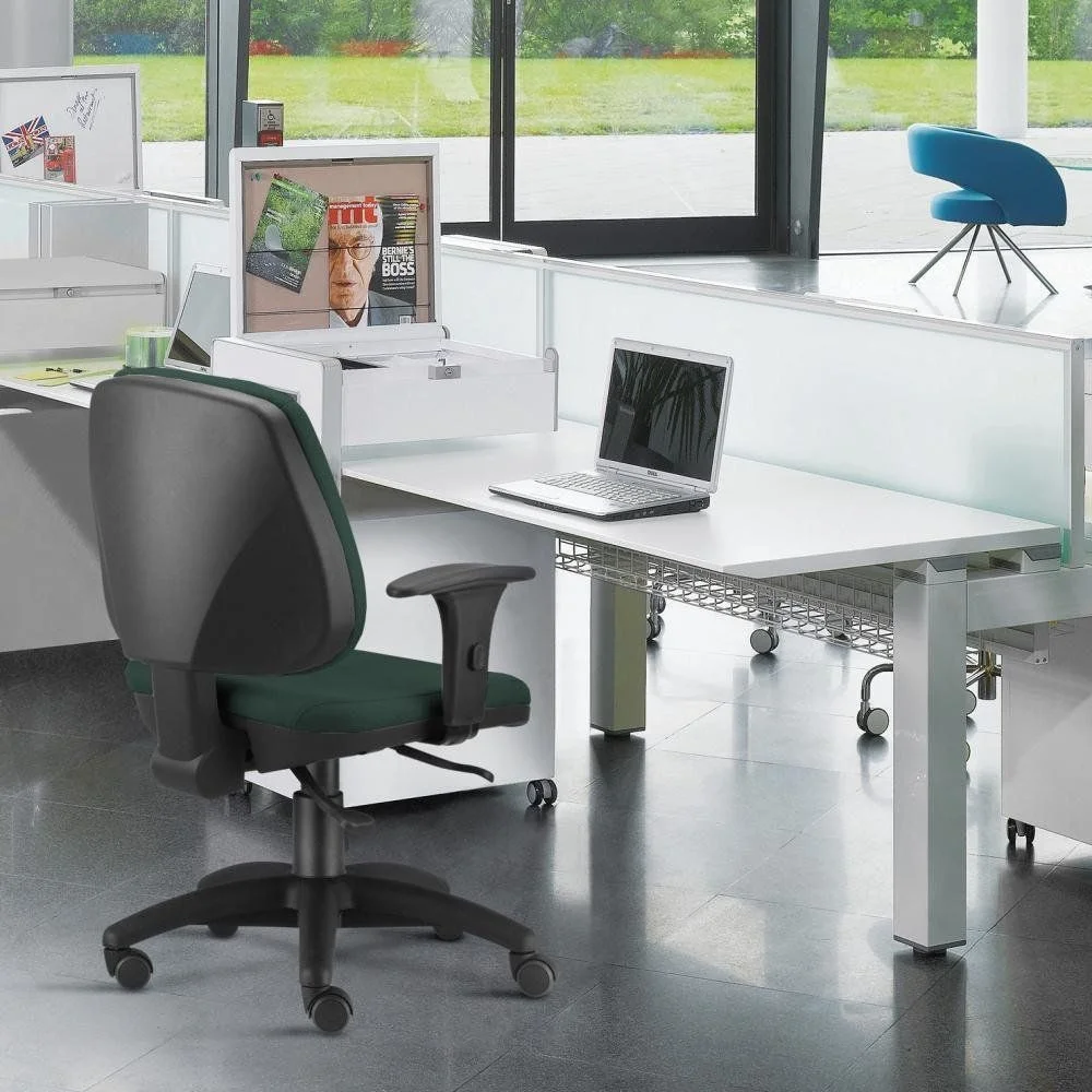 Cadeira Giratória Job L02 Executiva, Ergonômica Escritório, Crepe Verde Musgo - Lyam Decor