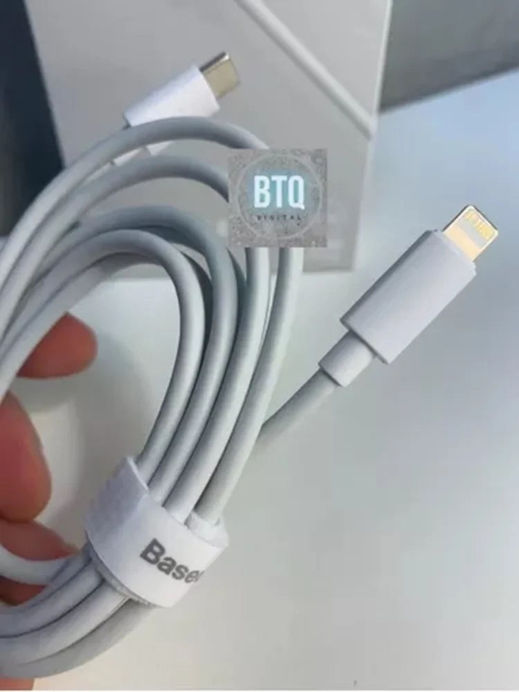 Imagem 2 de 5 do produto Kit Com 2 Cabos Tipo C Para Lightning 1.5m Baseus Pd 20w Para Iphone Carregamento Rápido