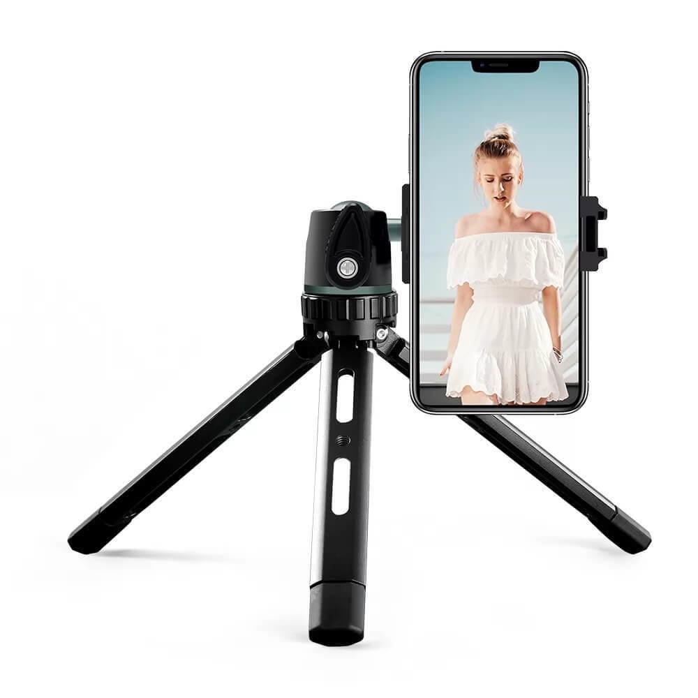 Imagem 2 de 5 do produto Tripé Telesin TE-TRP-005, Para Celular, E Câmeras DSLR, Com Estrutura em Alumínio, Preto com Cinza