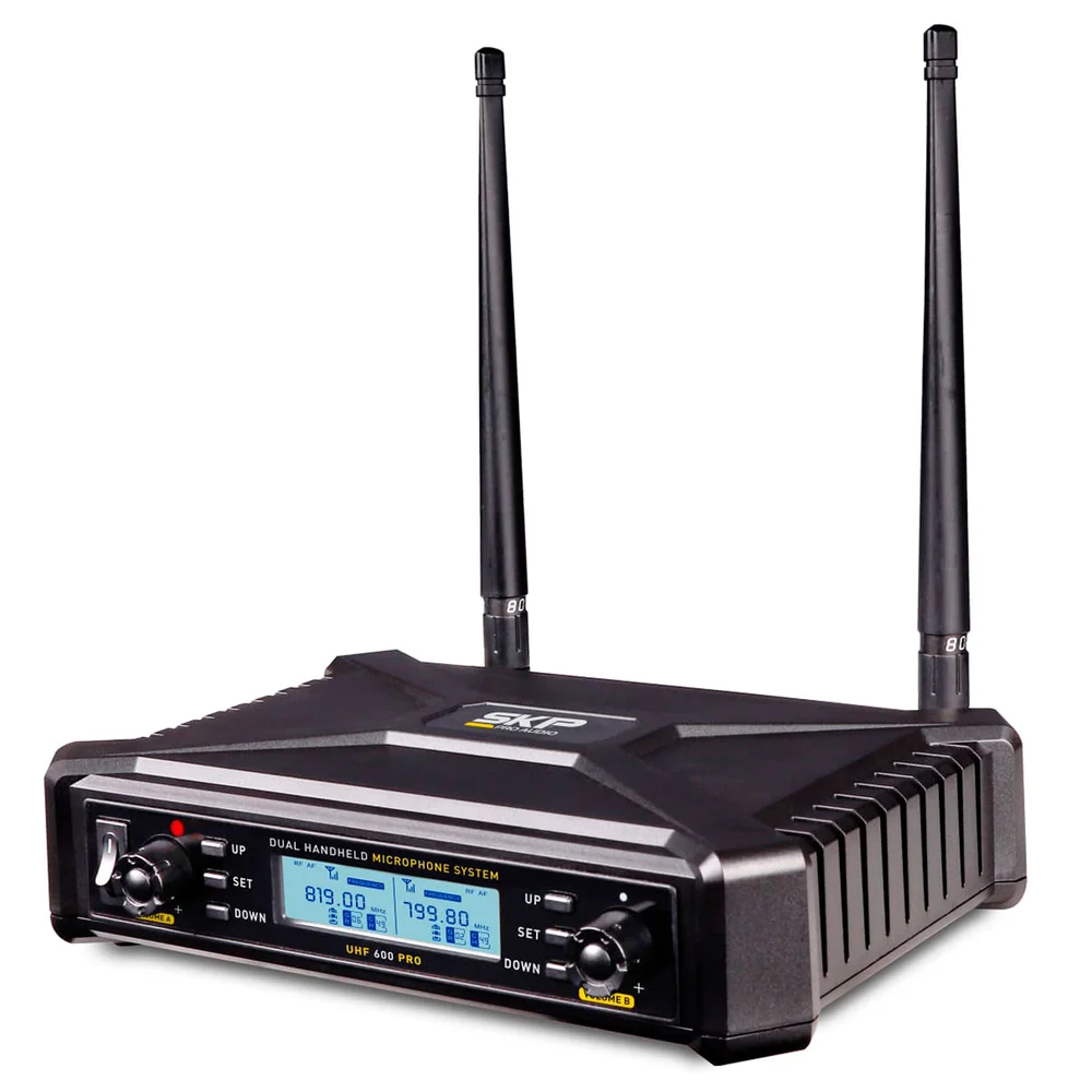 Imagem 4 de 5 do produto Microfone Sem Fio Telefunken UHF-600, Duplo, De Mão, Multifrequência - SAUHF600PRO