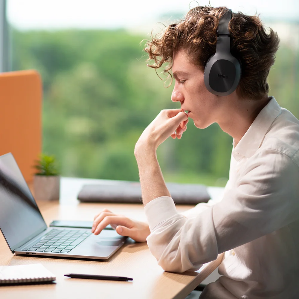 Imagem 2 de 5 do produto Fone De Ouvido Over-ear Sem Fio Edifier W600bt, Bateria 30 Hrs Bluetooth 5.1 USB-c Drivers 40mm, Preto