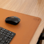 Mouse Pad Kingpad Deskpad, 90x40, Extra Grande Couro Sintético -  Caramelo