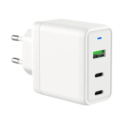 Carregador De Parede Goldentec Gan Fast Charge, 2 USB-C 65W + 1 USB 3.0 30W