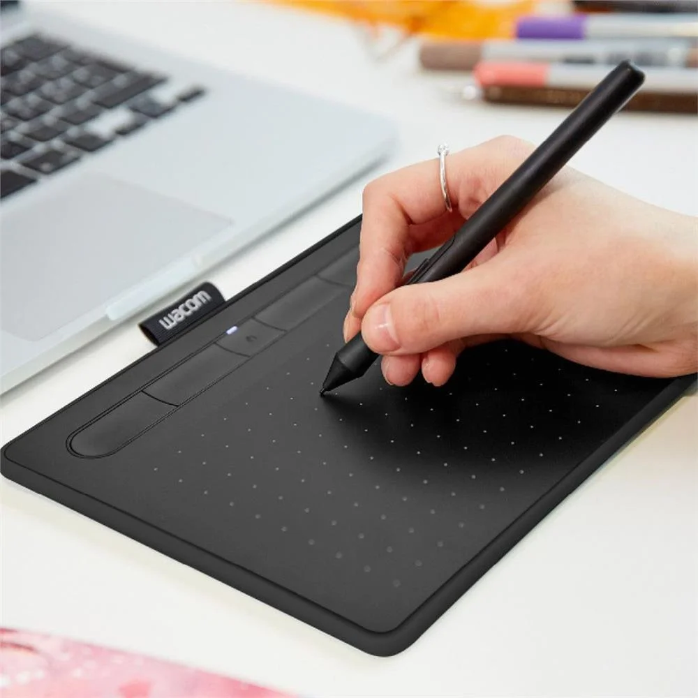 Imagem 4 de 5 do produto Mesa Digitalizadora Wacom Intuos Pequena, Bluetooth - Ctl-4100wlk0