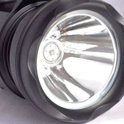Holofote Super Potente Led Recarregável 30w Td 6000a T6