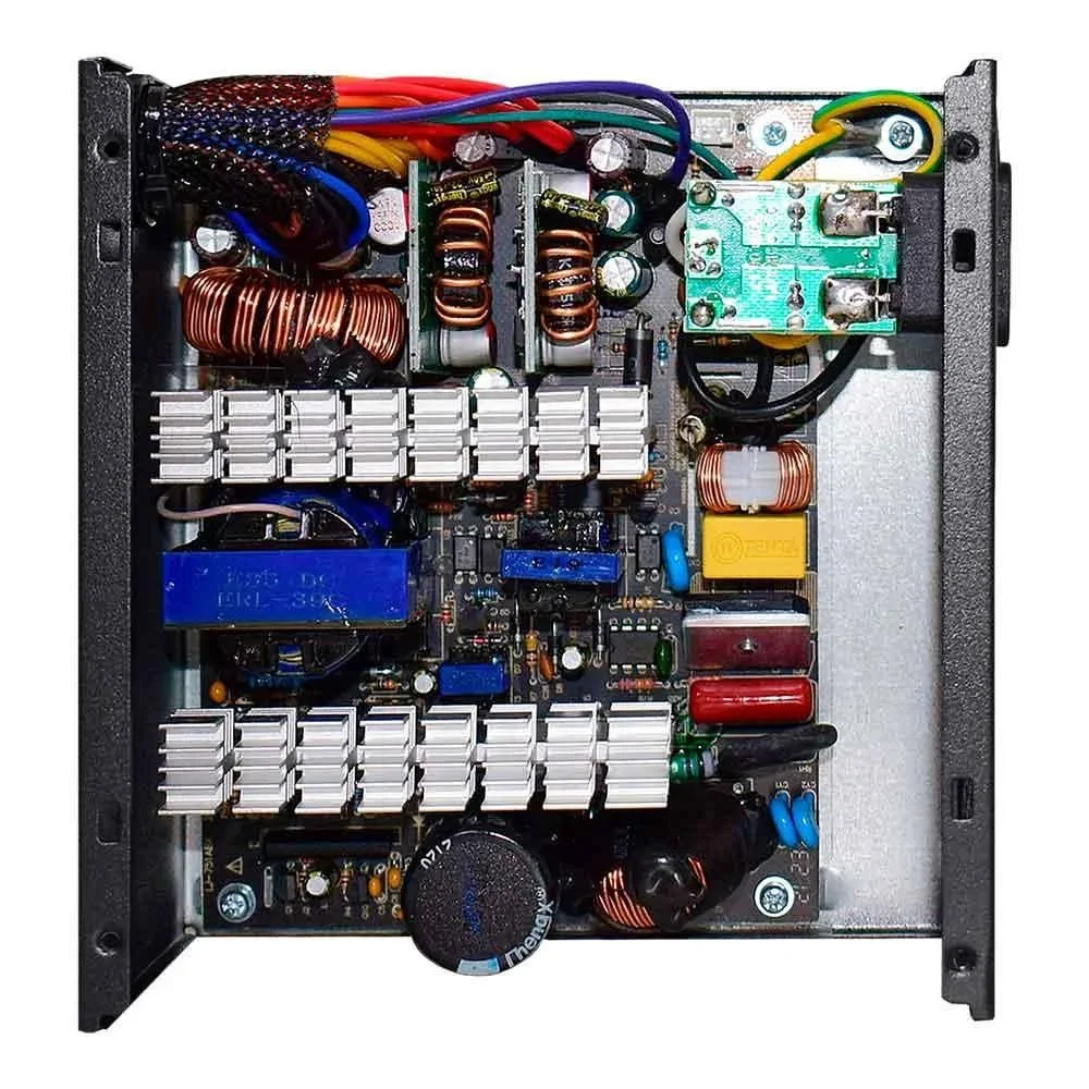 Imagem 2 de 5 do produto Fonte De Alimentação Gamer K-mex Gaming Master Lj750 600w Real 80 Plus Silver Pfc Ativo Full Range