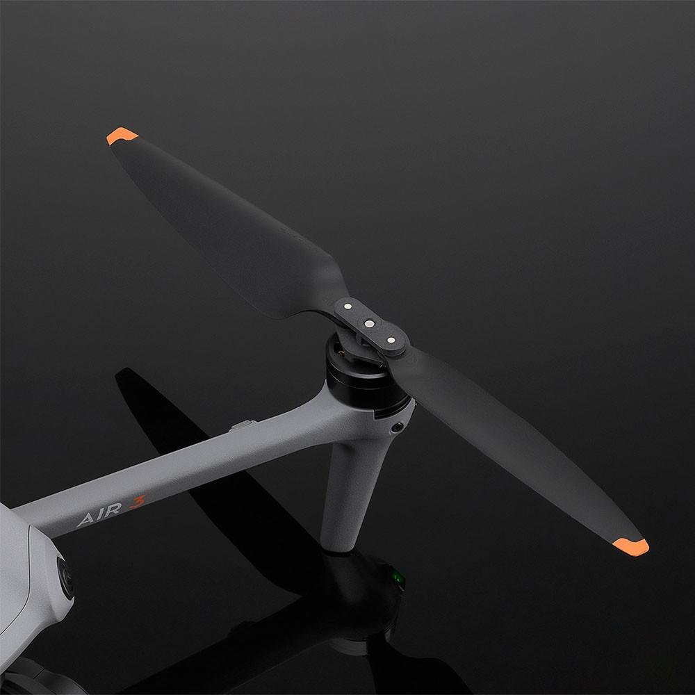 Imagem 5 de 5 do produto Hélices Para Drone Dji Air 3 (1 Par) Br - Dji1027