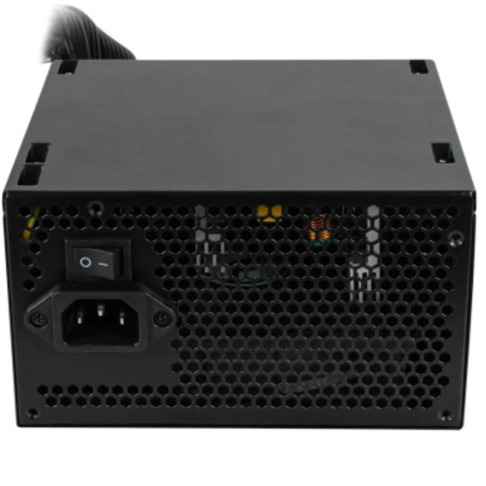 Imagem 2 de 5 do produto Fonte Para PC Gamer Quantum 650w Atx Com 7 Cabos Conectores 100v/230v Com Proteção Contra Sobrecarga Fan Silenciosa Pfc Ativo - Clanm