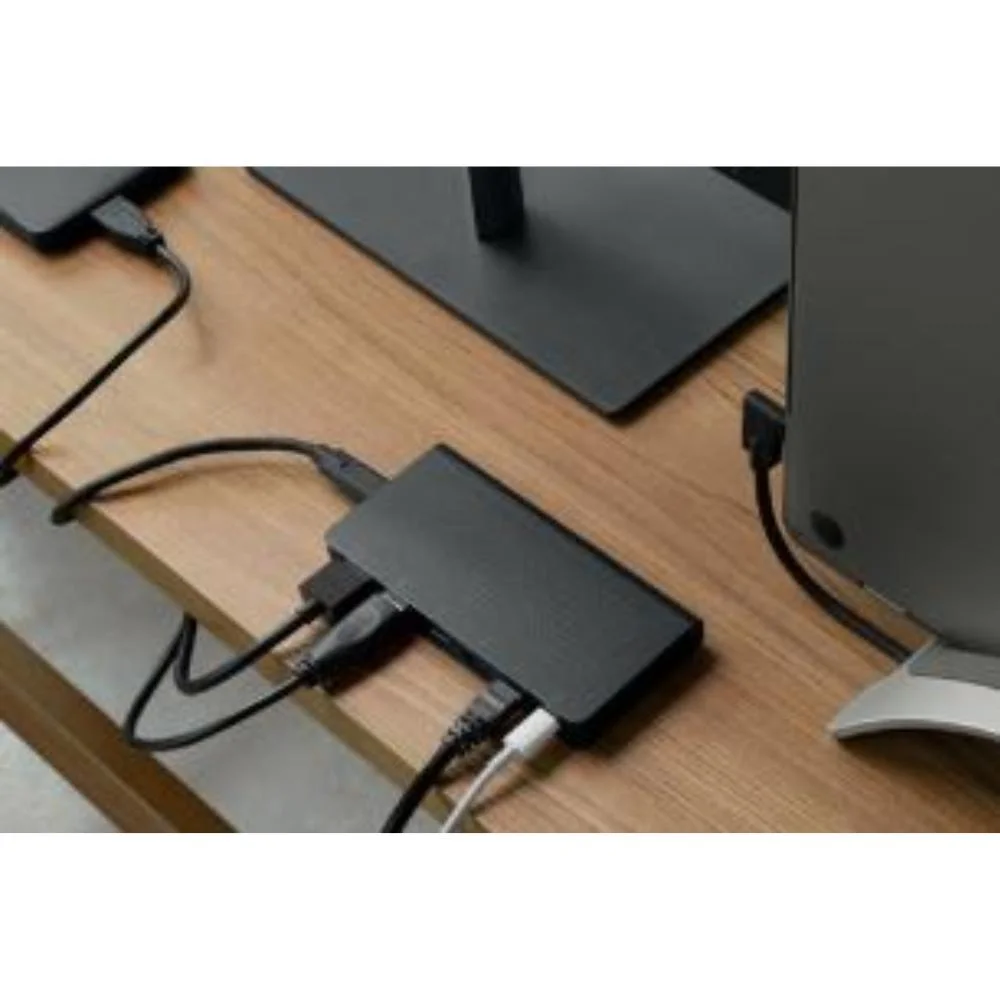 Imagem 4 de 5 do produto Hub Usb-c Staygo Da Twelve South Para Macbooks, Laptops E Ipad Pro Com Cabo De Mesa De 1 Metro E Cabo Retrátil Para Casa, Escritório E Viagem.