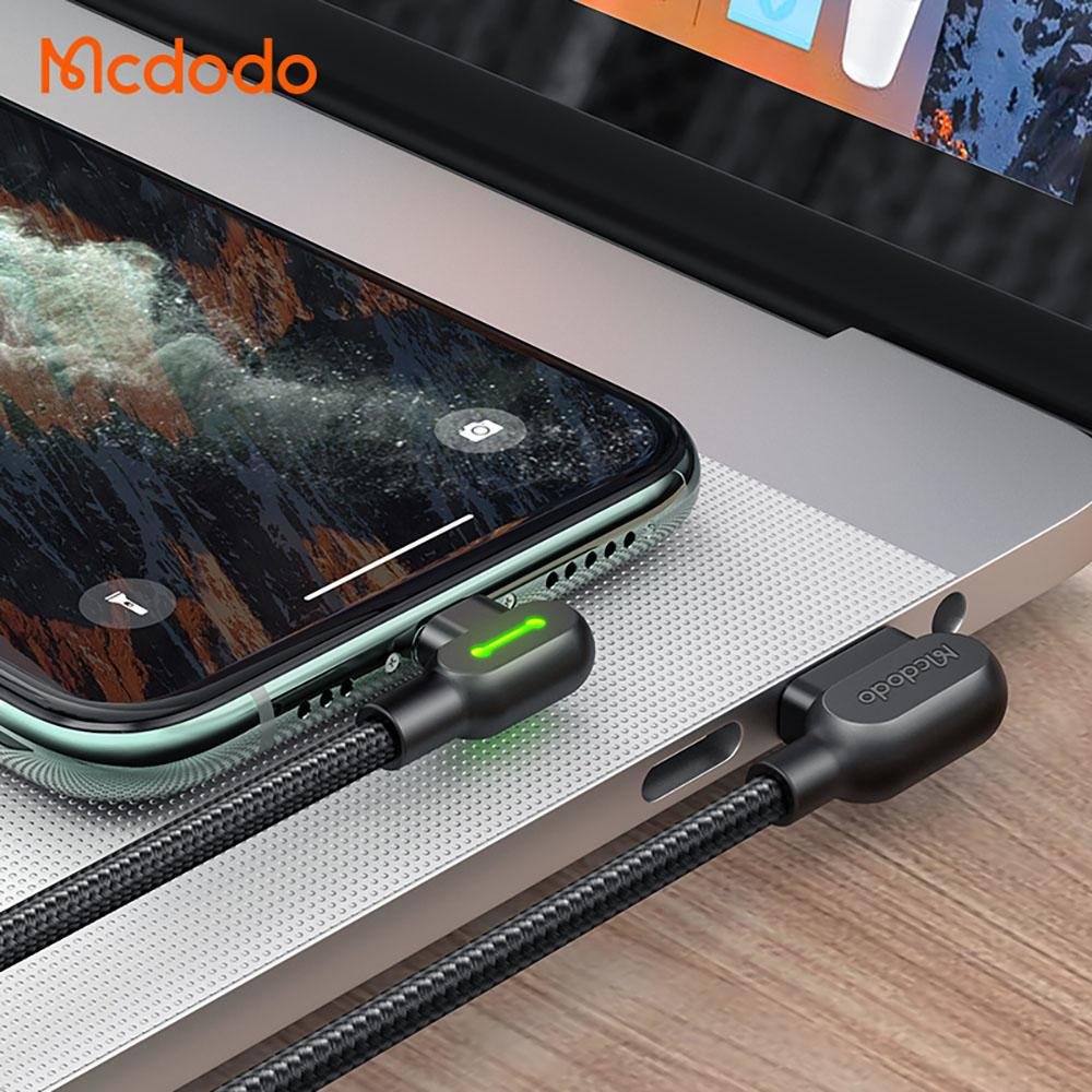 Imagem 3 de 3 do produto Cabo Carregador E Dados Iphone Gamer 90º 3a Lightning 1,8m