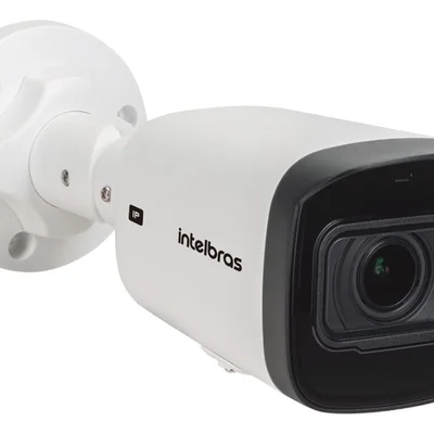 Câmera Bullet Poe Ip Vip 3240 Z G3 Intelbras Com Lente Varifocal Motorizada, Full Hd 1080p E Ir 40 Metros
