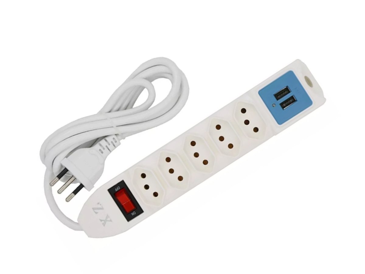 Filtro De Linha 5 Tomadas 10a 250v  Com 2 Usb 5v 2.1a 2mts