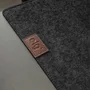 Mousepad Essential Office, Feltro 60x30cm, Com Porta Copo, Antiderrapante, Bordas Costuradas, Cor:cinza Escuro
