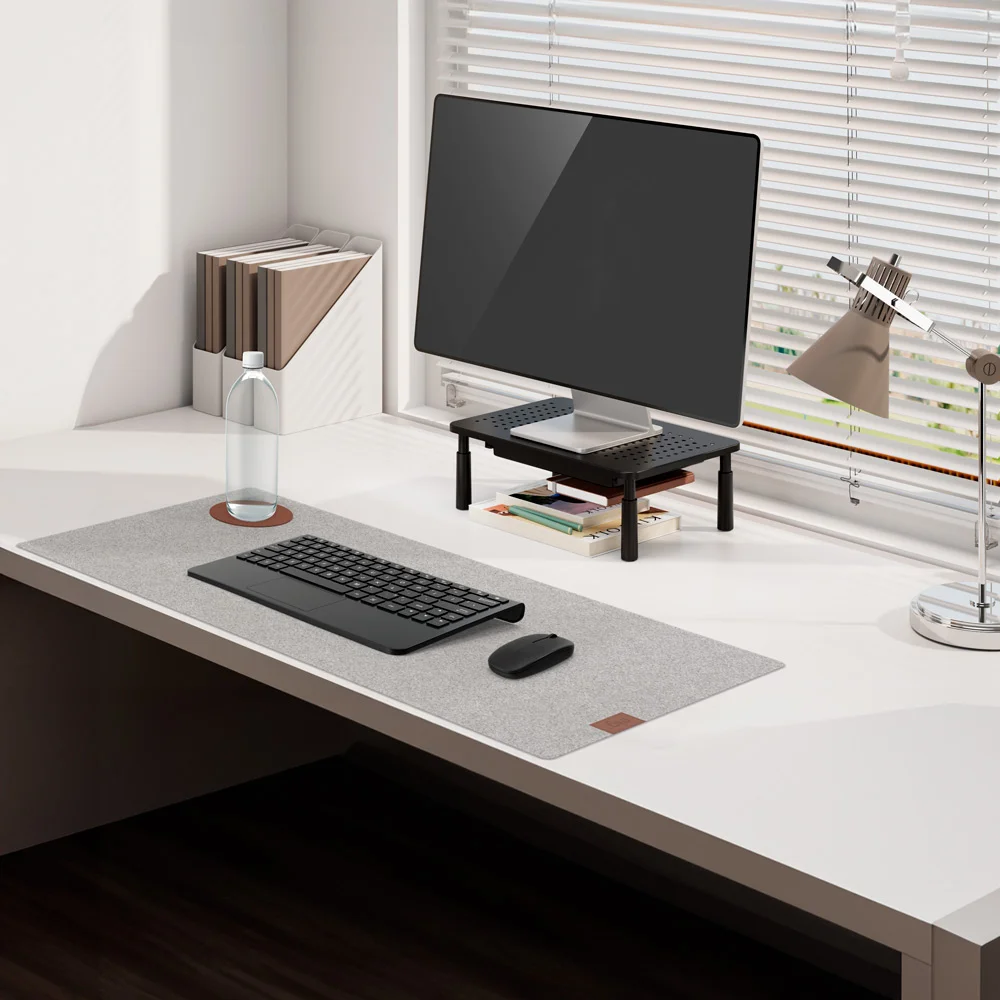 Mousepad Deskmat Office, Feltro 90x40cm, Porta Copo, Antiderrapante, Bordas Costuradas, Mousepad Deskmat Office, Feltro 90x40cm, Porta Copo, Antiderrapante, Bordas Costuradas,