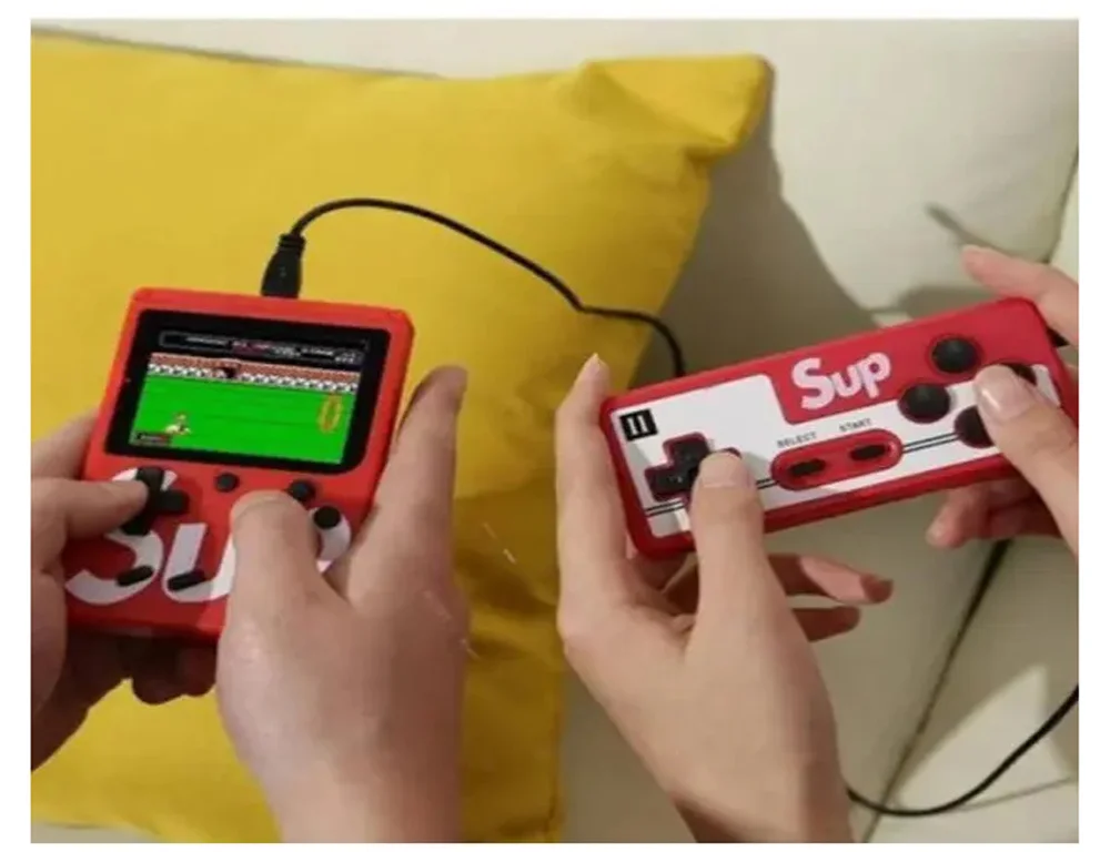 Imagem 3 de 5 do produto Mini Videogame Portátil Com Teclado 400 Jogos Integrados