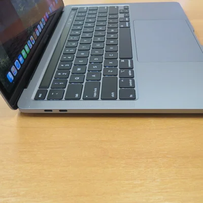 MacBook Pro 13 i5 16GB 512GB SSD Cinza
