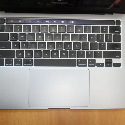 MacBook Pro 13 i5 16GB 512GB SSD Cinza