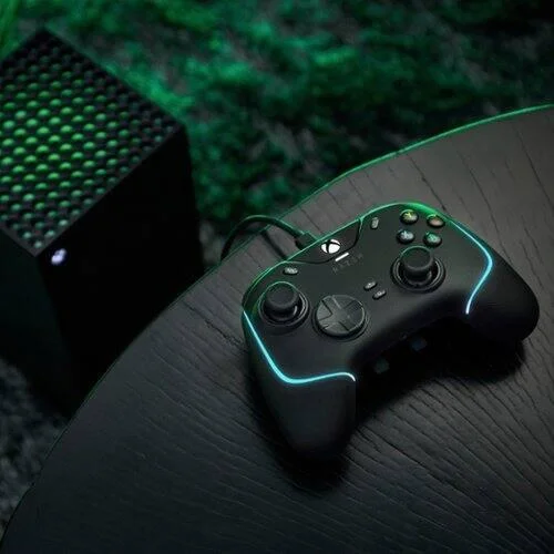 Imagem 5 de 5 do produto Controle Para Video Game Razer - Wolverine V2 Chroma Pro Para XBOX Series X | S Com Retroiluminação RGB Chroma - Preto-rz06-04010100-r3u1