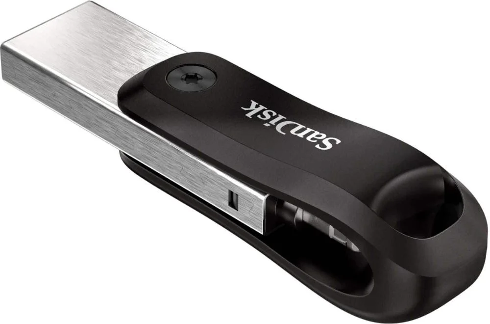 Imagem 3 de 3 do produto Pen Drive Sandisk - Ixpand Flash Drive Go 64 Gb Usb 3.0 Tipo A Para Apple Lightning Para Iphone E Ipad - Preto / Prata-sdix60n-064g-an6nn