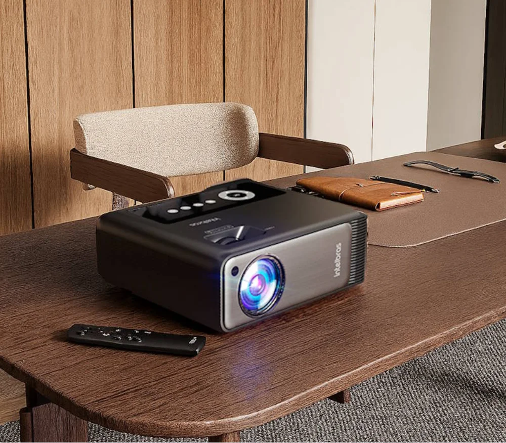 Imagem 5 de 5 do produto Projetor Intelbras Pfl6520 7400 Lumens 200" Full Hd HDMI Bluetooth - Preto