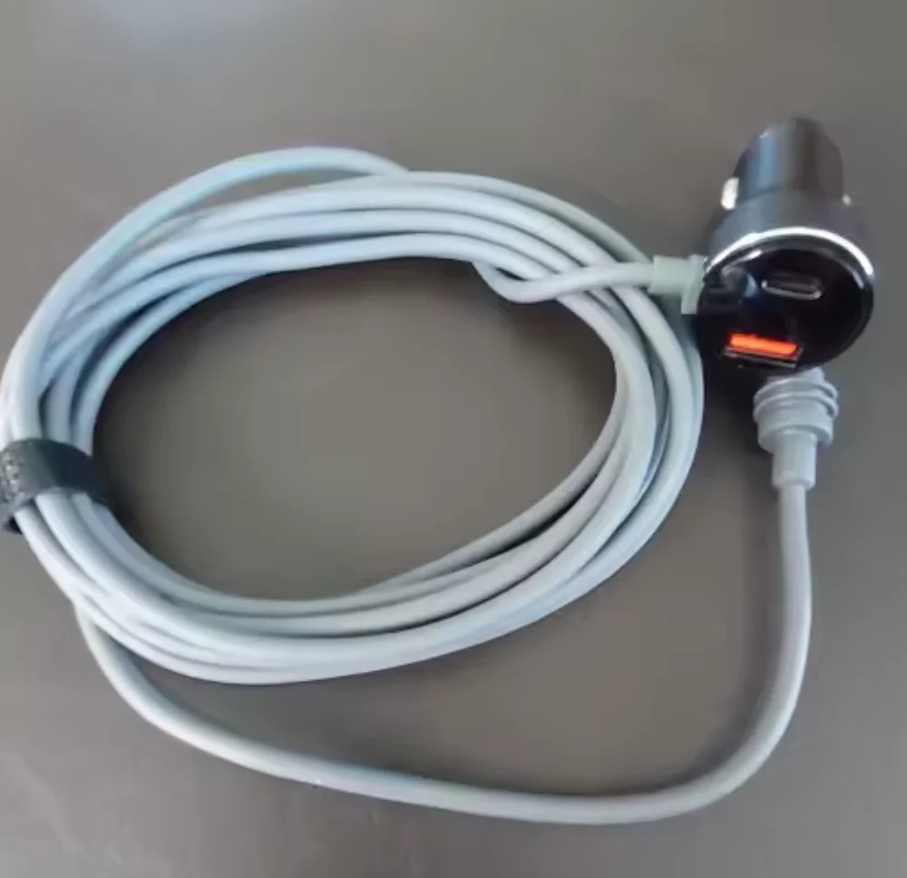 Imagem 3 de 3 do produto Cabo Starlink Mini 3 Em 1 De 3m Com Interface Usb-a E Usb-c Com Display