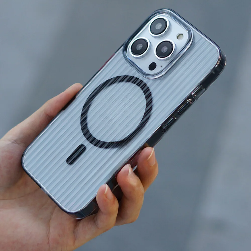 Imagem 2 de 3 do produto Capa Fumê Ondulado Rígida Para Iphone 15 Pro