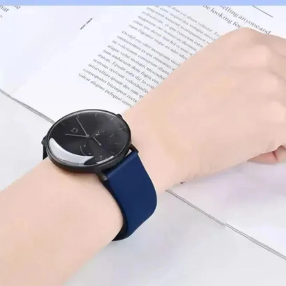 Imagem 3 de 5 do produto Multiira Lisa Azul Marinho Emborrachada Para Sam Watch 4