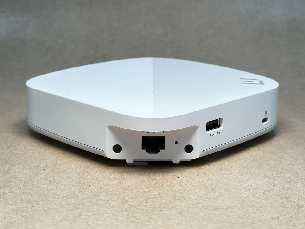 Imagem 2 de 5 do produto Access Point Wi-fi 6 Extreme Networks Ap305c (indoor, Corporativo, Dual Band, 2x2:2 Mu-mimo, Poe)