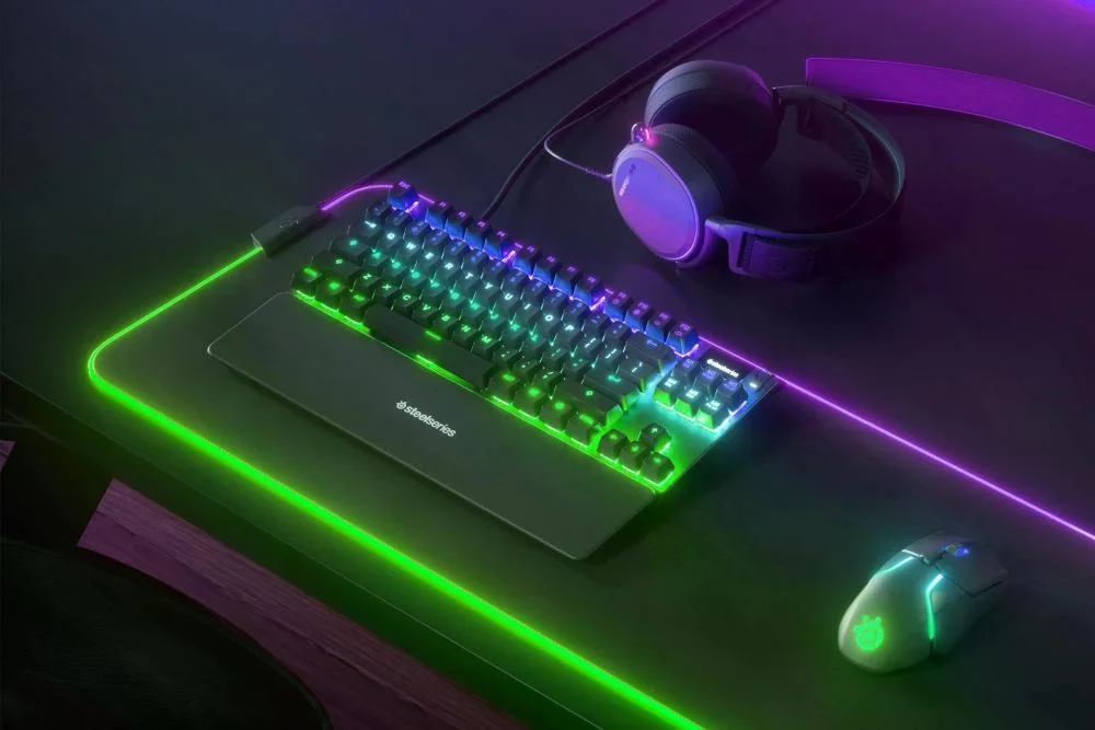 Imagem 2 de 5 do produto Teclado RGB Apex 7 Tkl (cherry Mx Red)