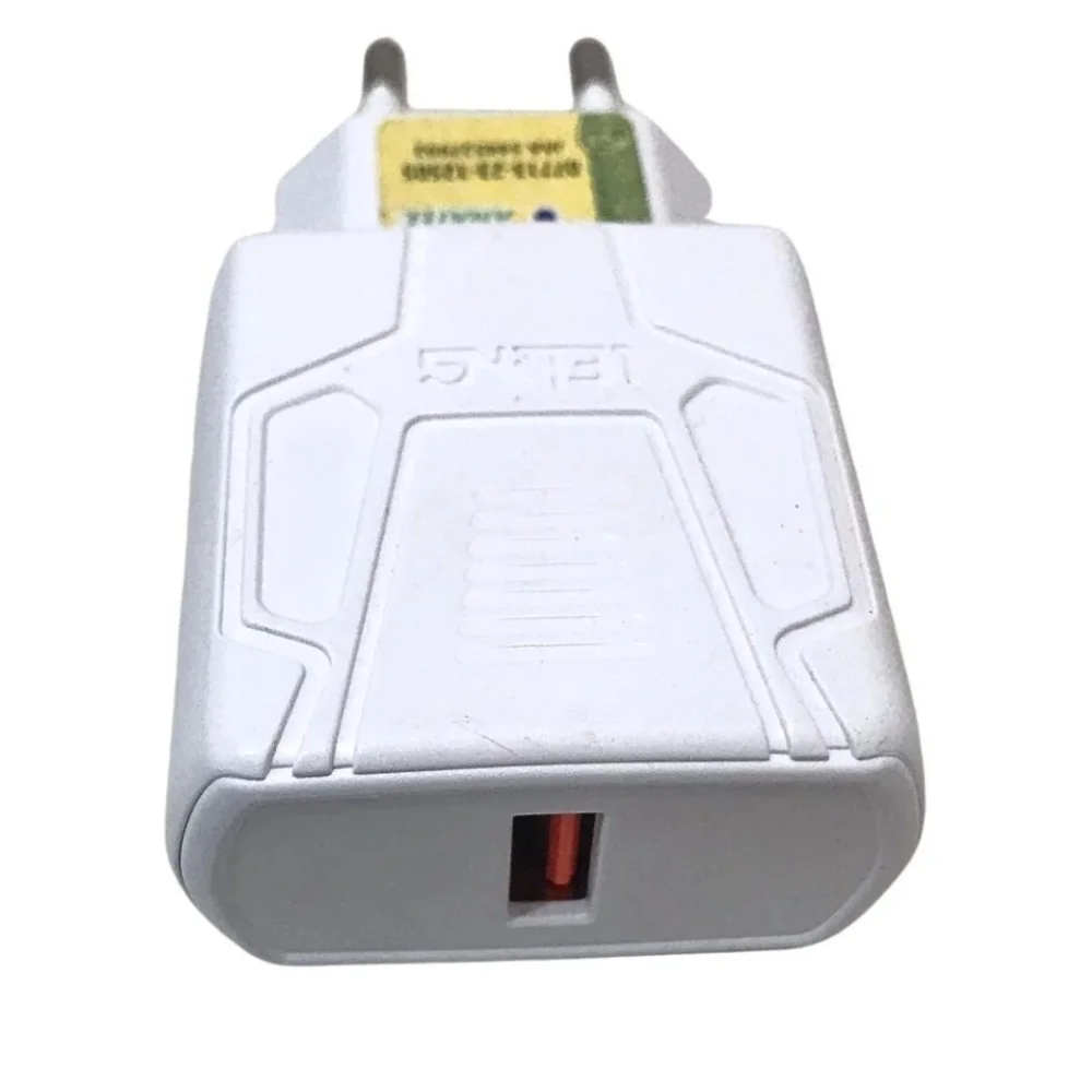 Imagem 4 de 5 do produto Fonte Carregador Celular - Branco - Entrada Usb Turbo 3.0 18w Le-299 Lelong - Universal Smartphones, Tablet - Panami