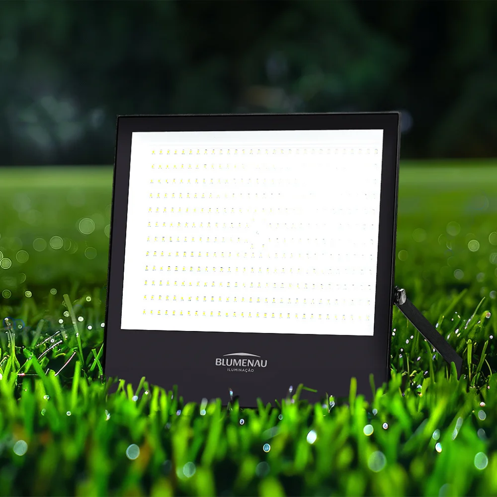 Imagem 2 de 4 do produto Refletor LED Play 300w 3000k