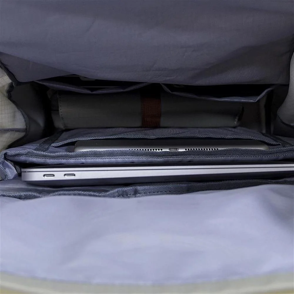 Imagem 3 de 5 do produto Mochila Basic Para Macbook De Até 15,6",   Iplace, Cinza