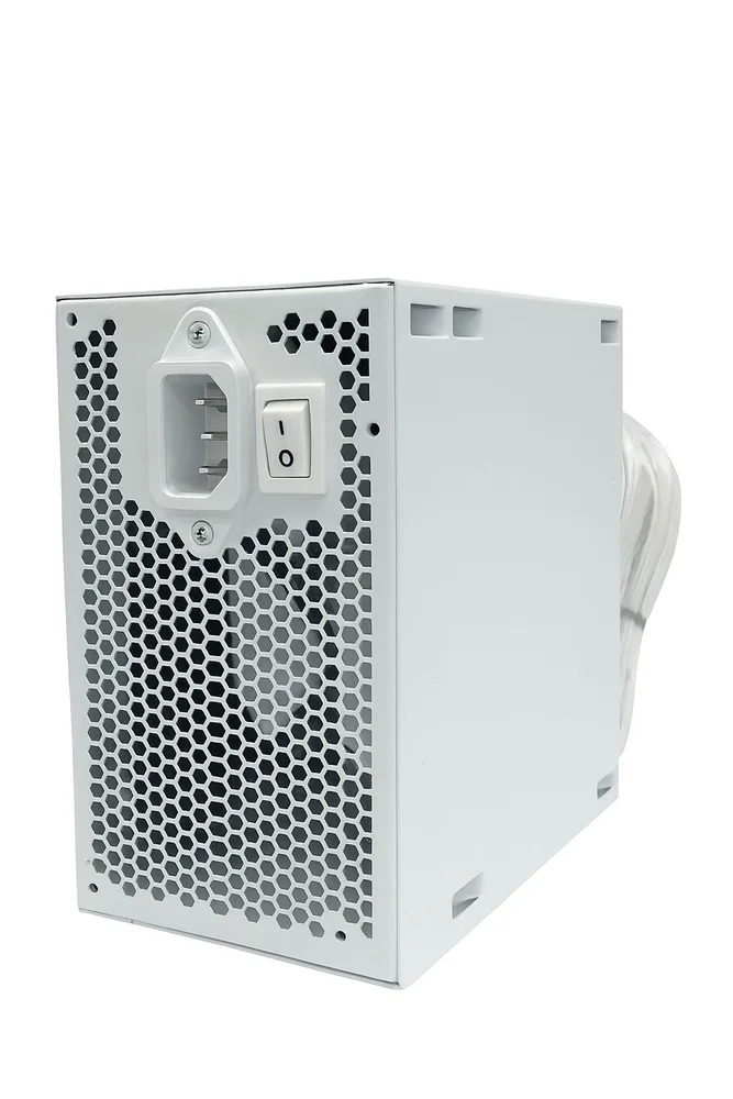 Imagem 2 de 4 do produto Fonte De Alimentação P/ Computador 550w - Delta-f550 (BRANCO)