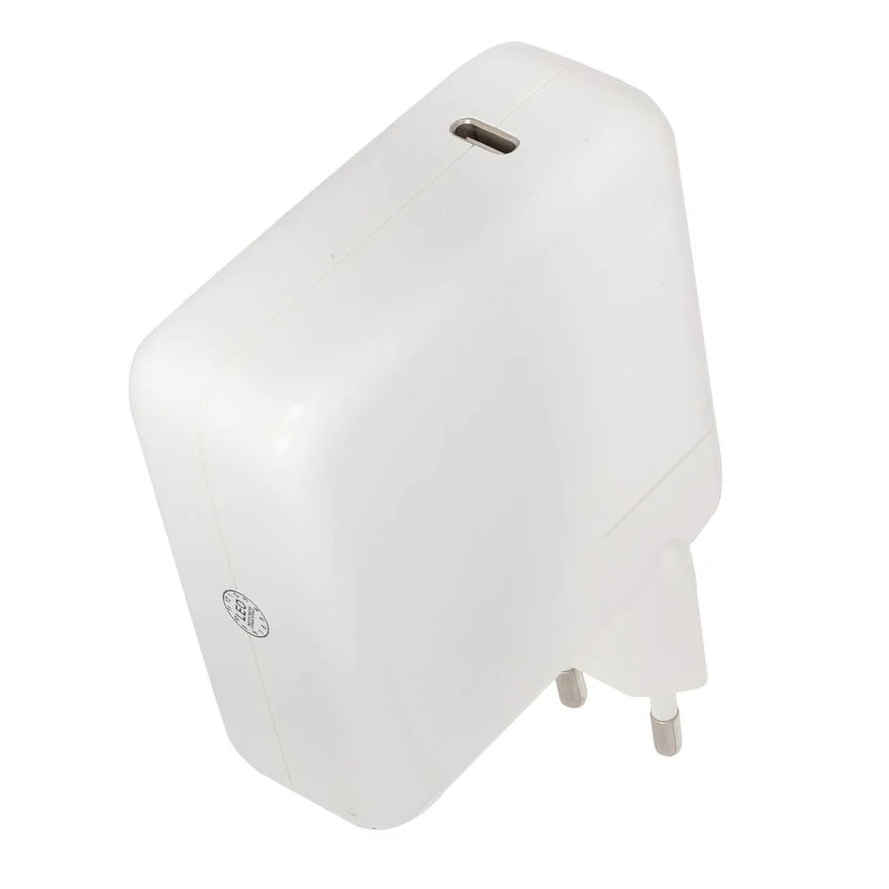 Imagem 3 de 5 do produto Carregador Power Adpapter 61w Com Cabo Usb-c 2 Metros