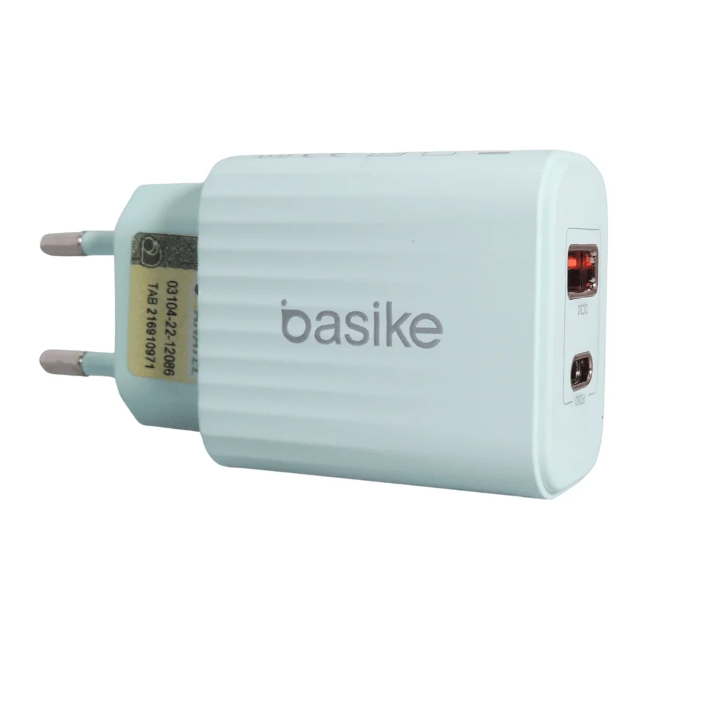 Imagem 3 de 4 do produto Fonte Carregador Turbo 25w Usb/tipo C Basike Branco Car-3164